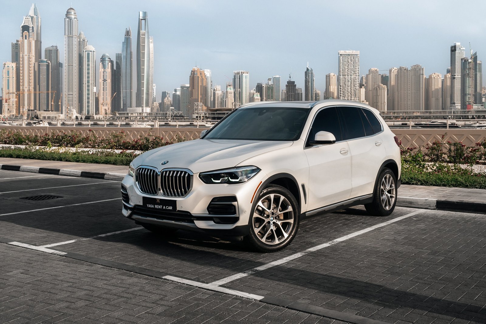 Affordable BMW X5 xDrive 40i rental for leisure drive