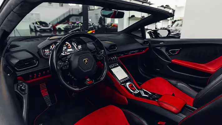 black-lamborghini-huracan-evo-spyder-rental-dashboard-view-mph-club