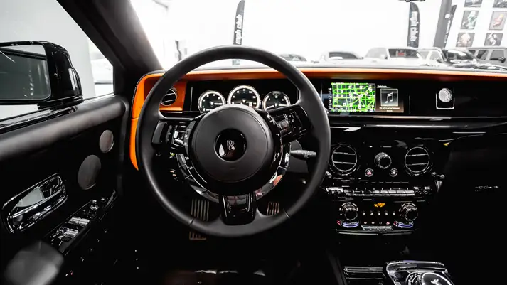 black-on-orange-rolls-royce-phantom-rental-dashboard-view-mph-club
