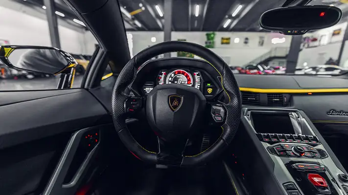 yellow-lamborghini-aventador-s-rental-dashboard-view-mph-club